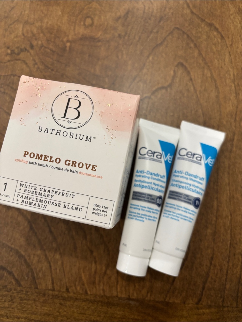 NWT bathbomb & NWT shampoo trial set